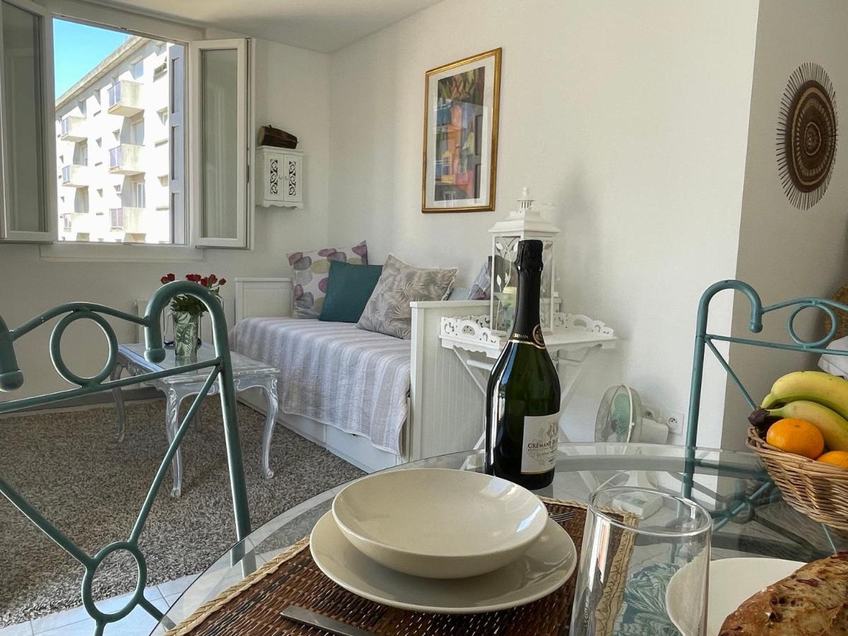 Centre Carcassonne Apartment With Private Sunny Terrace Ngoại thất bức ảnh